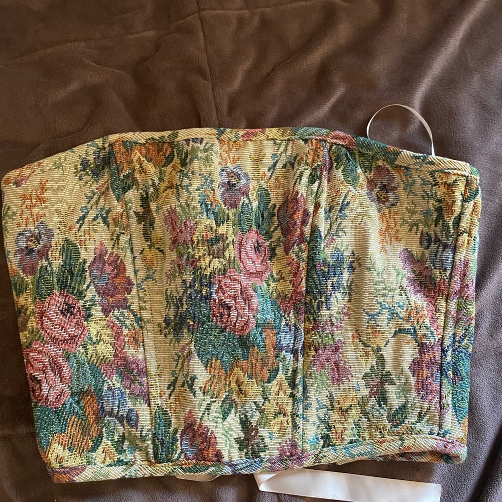 Floral print corset top